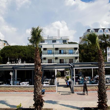 Okej Hotel Голем Екстериор снимка