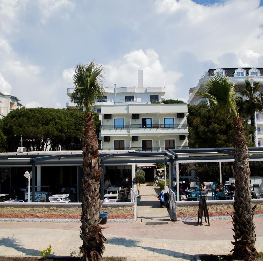 Okej Hotel Голем Екстериор снимка